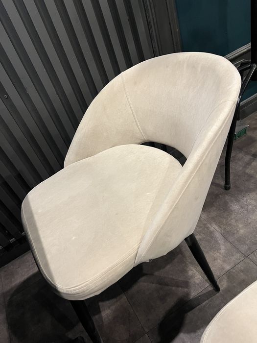 Продам 2 стула….