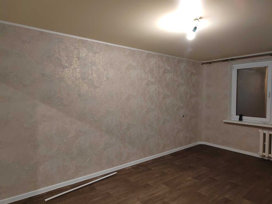 Поклейка обоев любой сложности качественно