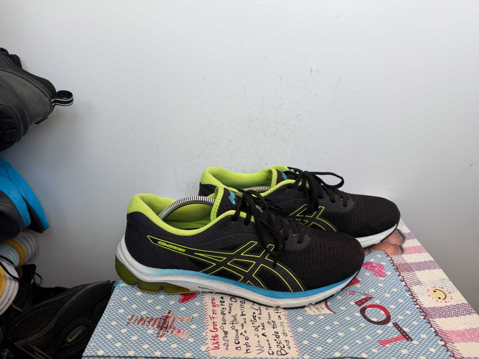 Asics Gel-Pulse 12''оригинални маратонки 44.5 номер