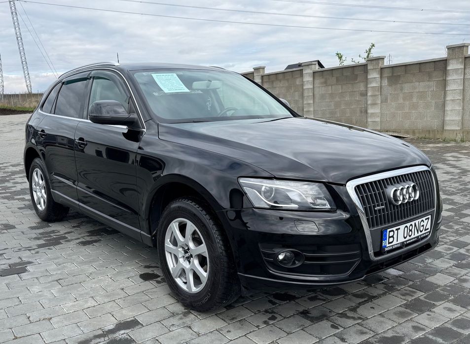 Audi Q5 Audi Q5, 4x4 (Quattro), 2010, 250.000 km, cutie manuala, 2.0 diesel
