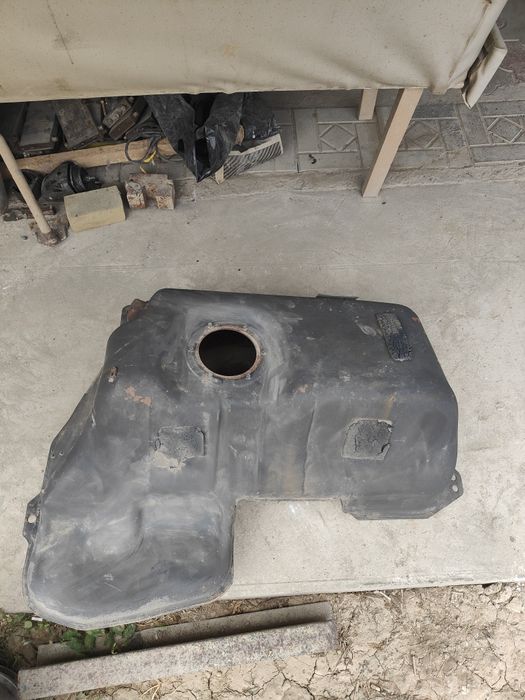 Бензобак для Audi 100, 80 литров