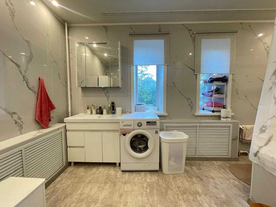 Продам шикарный  дом в Солнечном