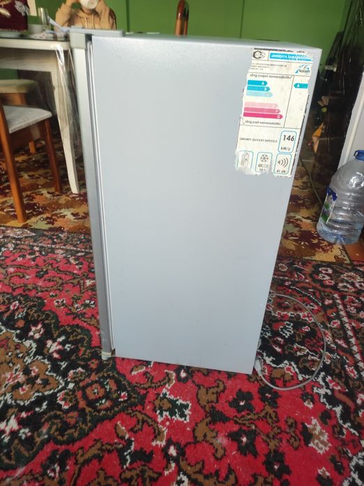 Mini xolodilnik,ROYSON...IDEAL