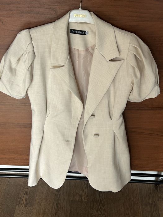 Разгрузка гардероба срочно