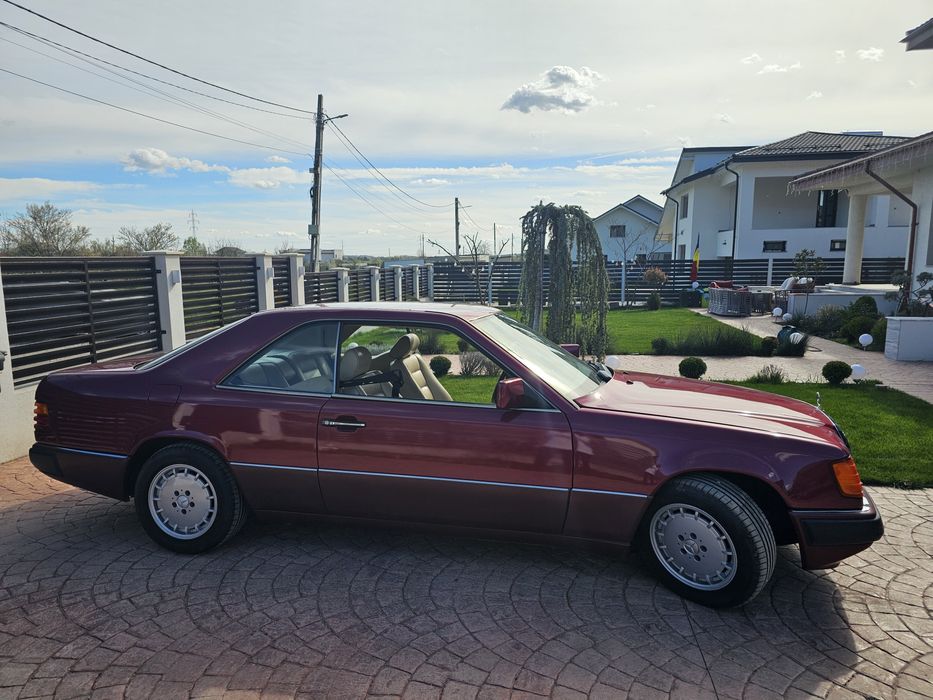 Mercedes W124 Coupe 230CE Vehicul Istoric