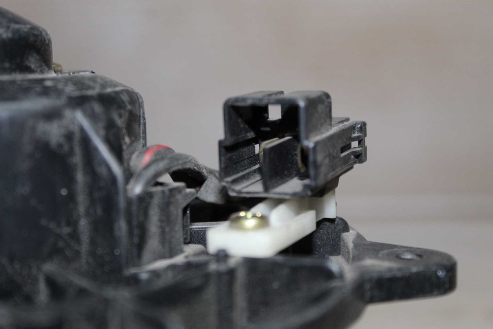 Вентилатор парно Мазда премаси 03г Mazda premacy 2003