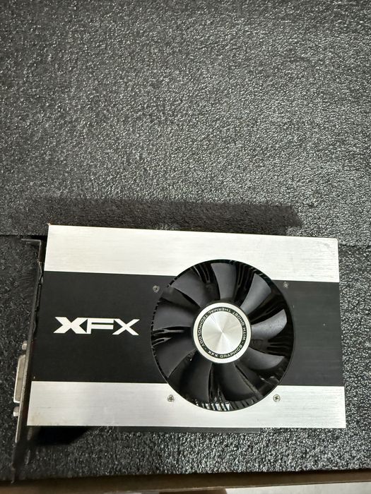 Видеокарта Radeon 7700HD