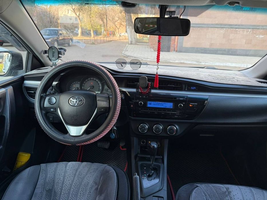 Продам Toyota Corolla 2013 г.