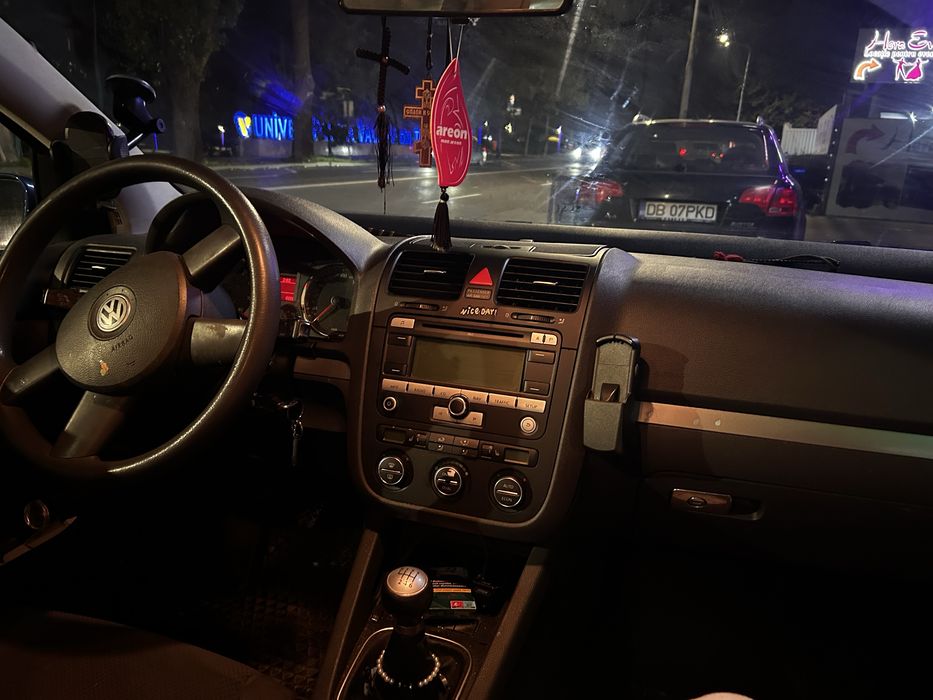 Vand sau schimb golf 5