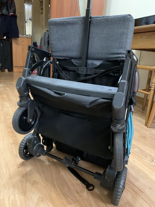 Коляска прогулочная