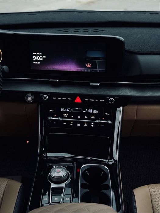 Продаётся авто KIA CARNIVAL  Есть обмен!