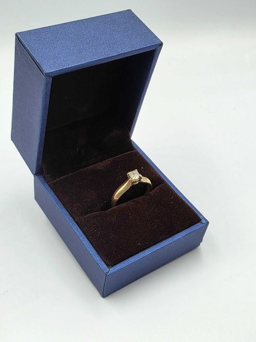 Inel de Aur 14K cu piatra centrala