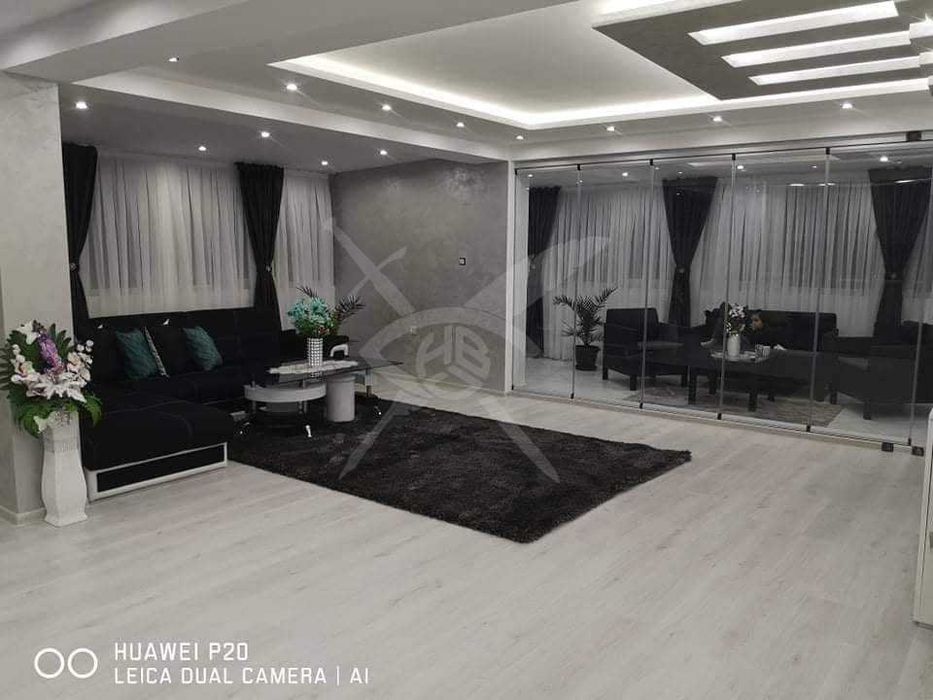 Продава се Многостаен апартамент в Асеновград - 150 кв.м за 1000 €/кв.м - Снимка #2