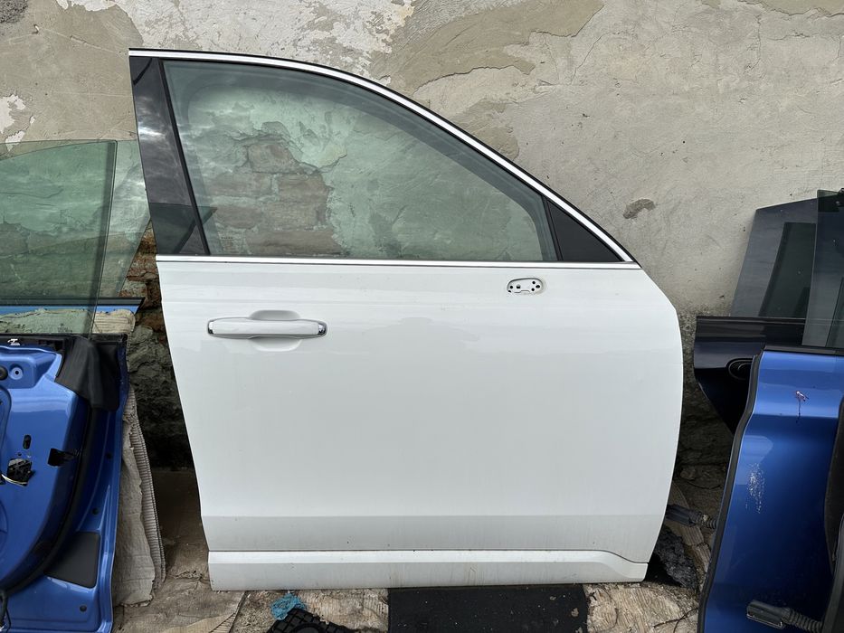 Usa dreapta / Portiera dreapta fata Volvo XC90 2016-2022
