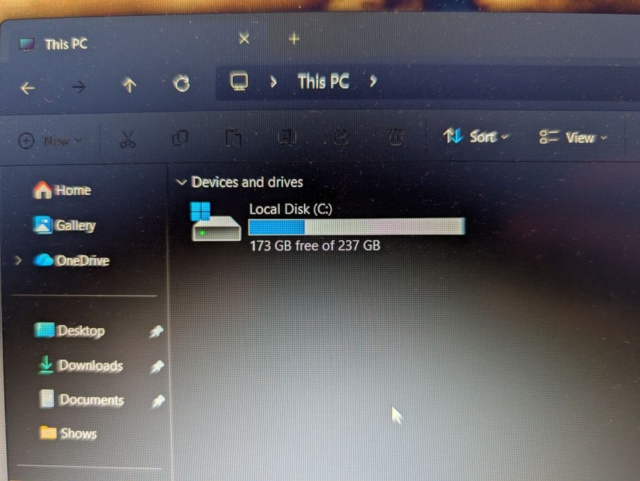 Vand Laptop Asus 8Gb RAM 248 GB SSD QuadCore Windows 11
