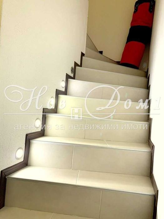 Продава се Тристаен апартамент в Варна, Лятно кино Тракия - 101 кв.м за 2357 €/кв.м - Снимка #12