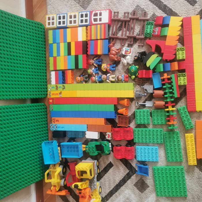 Продается лего duplo