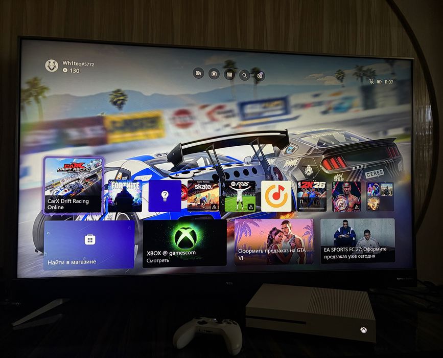 Продаю Xbox one s 1tb
