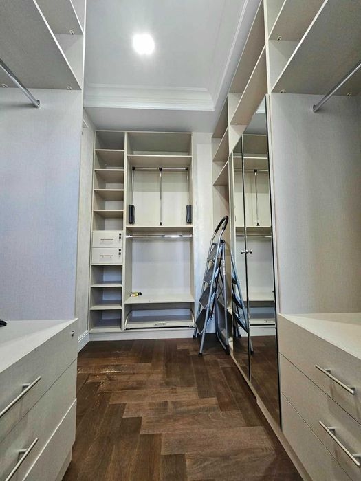 Продам 4-х ком. Аскарова ЖК "Hyde Park"