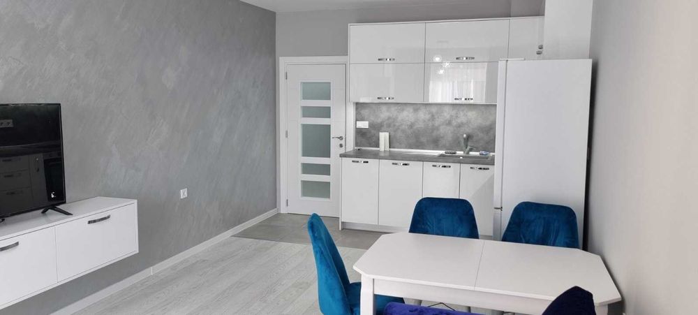 Дава се под наем Двустаен апартамент в Пловдив, Христо Смирненски - 80 кв.м за 433.5 € - Снимка #13