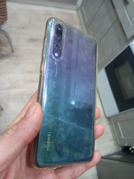 Телефон смартфон Huawei p20 pro
