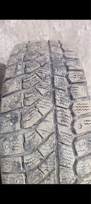 Продам зимние шины