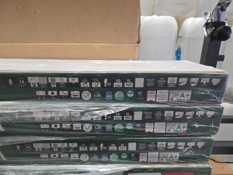 Ламинат 18кв+подложки