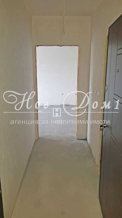 Продава се Едностаен апартамент в Пловдив, Централна гара - 41 кв.м за 2561 €/кв.м - Снимка #2
