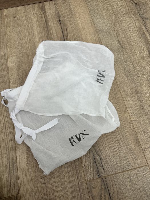 Босоножки от Zara.