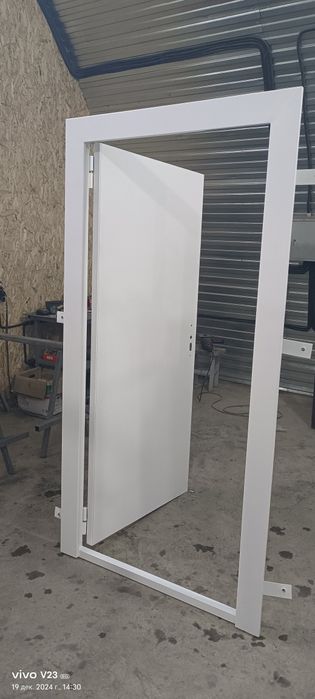 Железные входные двери