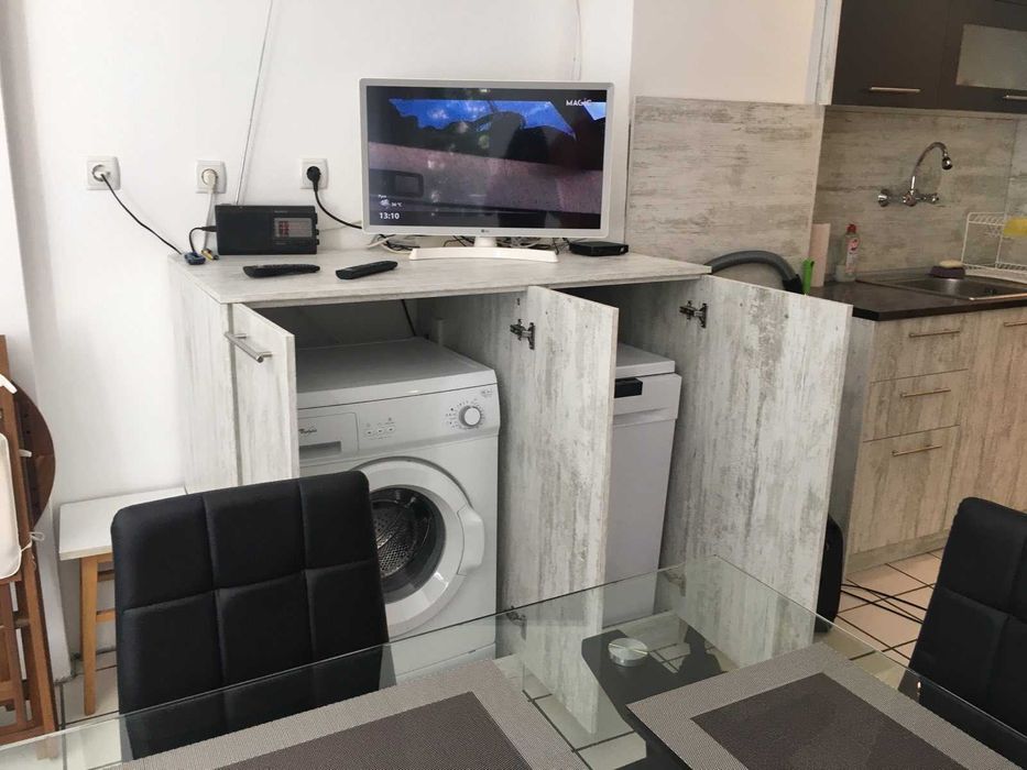 Дава се под наем Двустаен апартамент в София, Гоце Делчев - 74 кв.м за 650 € - Снимка #1