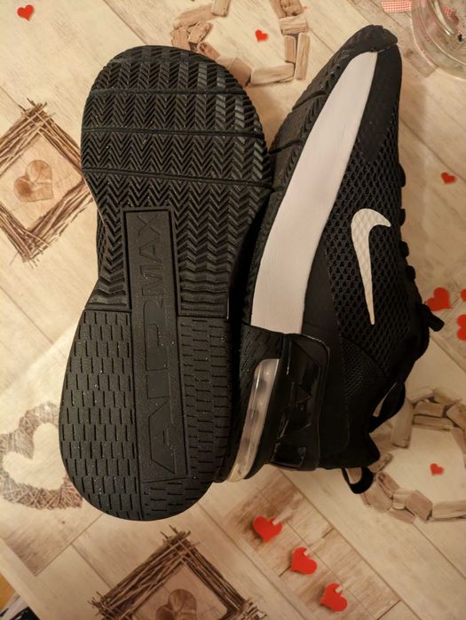Нови Nike Air Max черни маратонки – оригинални.