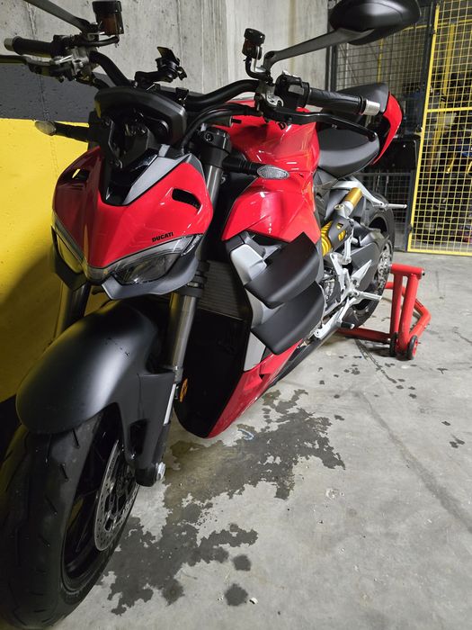 Ducati streetfigter v2 2023 Variante auto