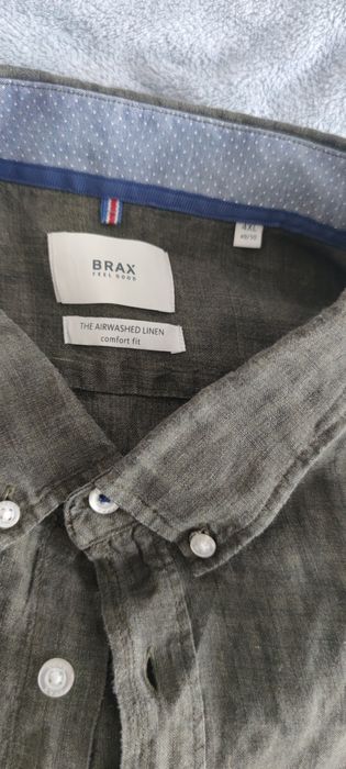 Vând cămașa de in noua de culoare vernil inchis