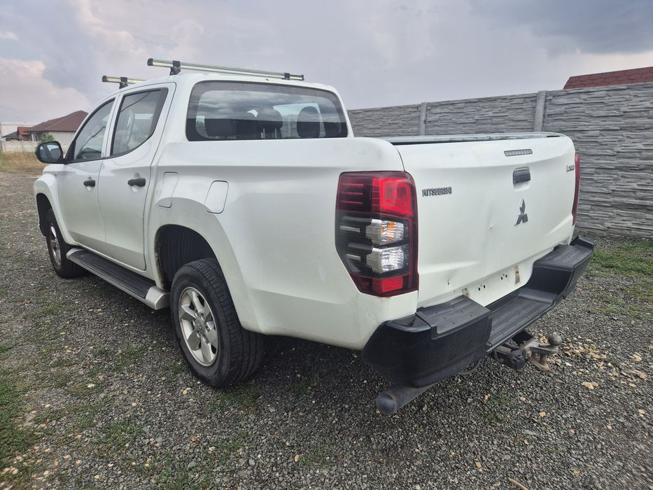 MITSUBISHI L200 2020 — imagine 3