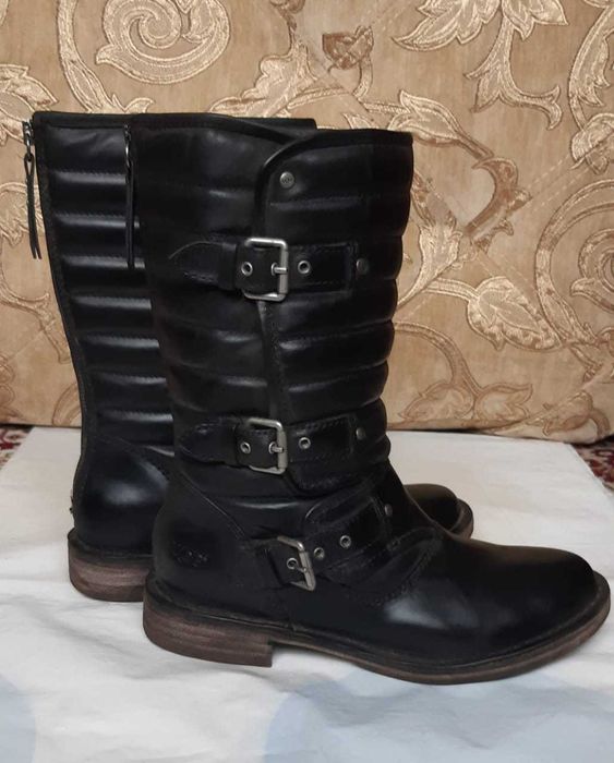Демисезонные кожаные сапоги ugg (оригинал)