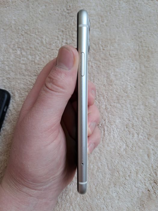 iPhone 11  Хорошш!!!