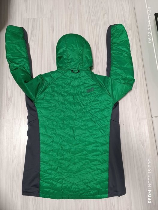 ''Jack Wolfskin''оригинално мъжко яке Л размер