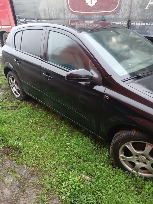 Opel Astra h 2004