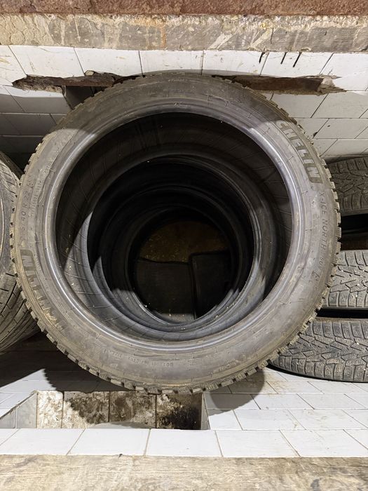 Мишлен покрышка 275/40/R22