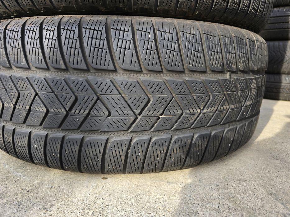 255 60 18 / 255/60/18 Pirelli Scorpion