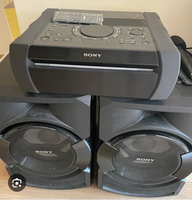 Sistem audio Sony shake puternic