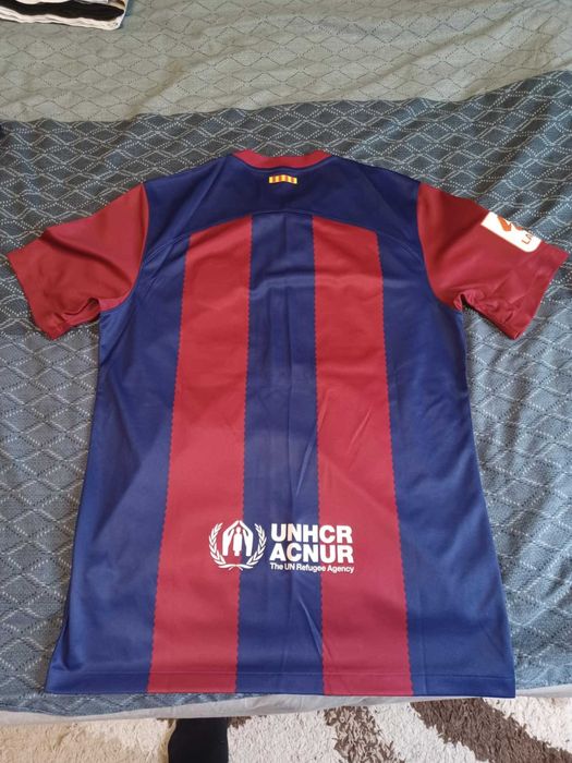 ОРИГИНАЛНА тениска на Барселона NIKE сезон 2023/2024 НОВА Размер: М