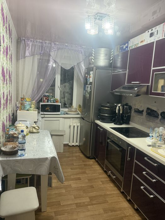 Продам 3 ком улученую квартиру