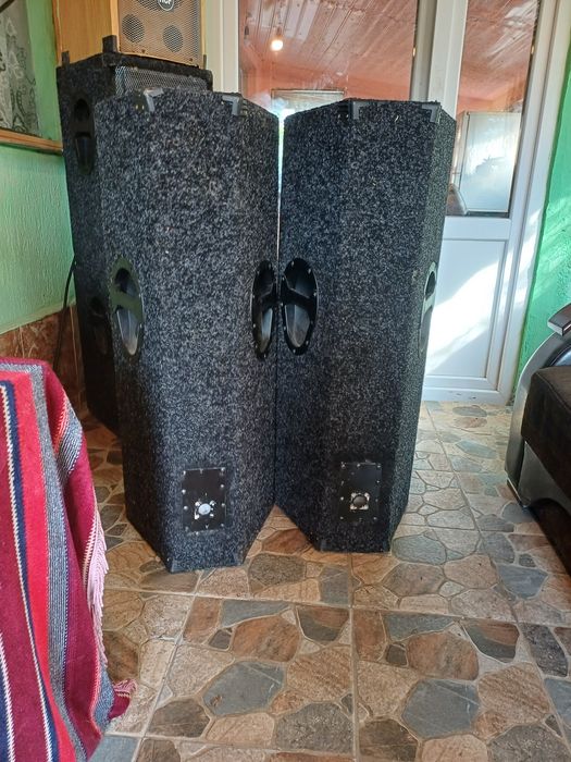 Boxe pe12nch rcf fbt behringer