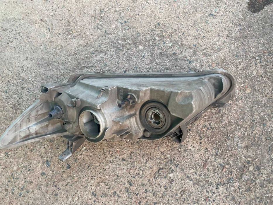 Продам фары на камри 45