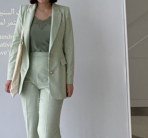 Брючный костюм Zara