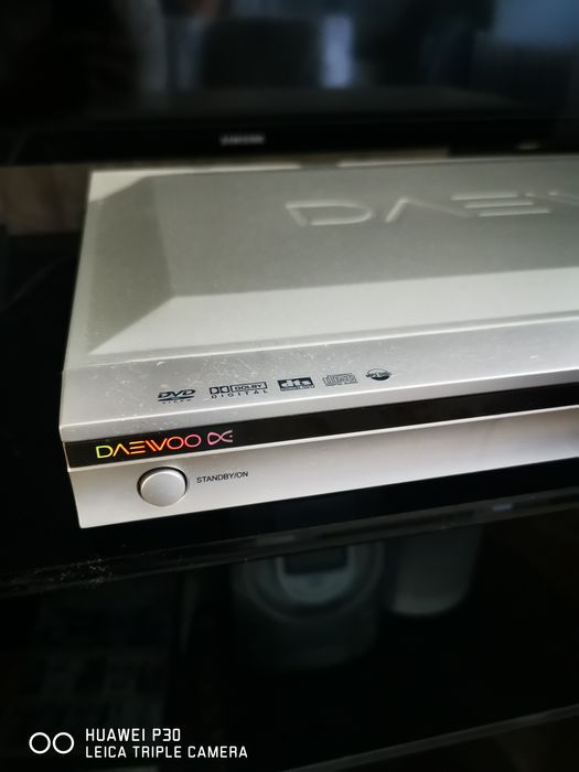 Продам DVD плеер