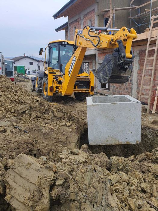 Sapaturi mecanizate cu buldoexcavator in Iasi