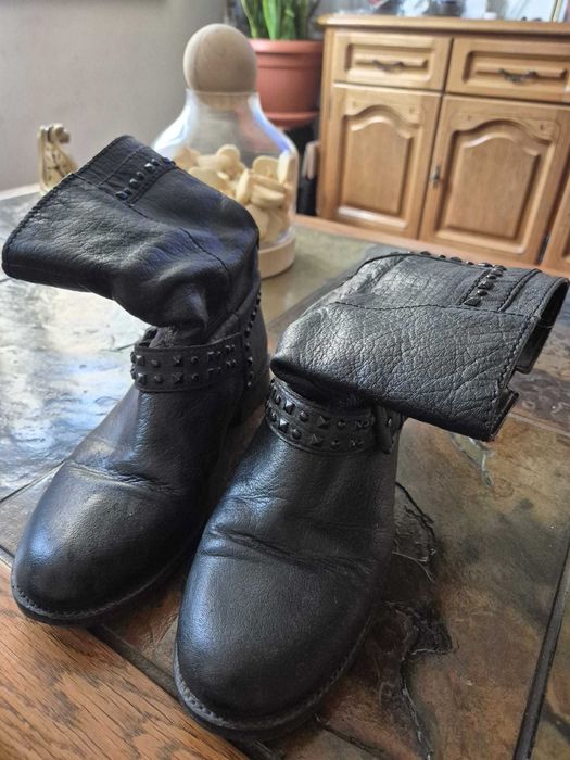 Cizme scurte Stradivarius